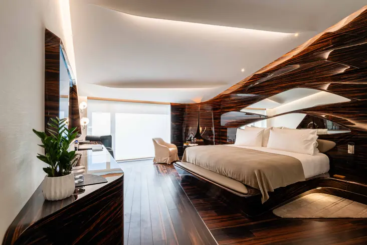 Hotel ROMEO Roma 10 Premier Room 01