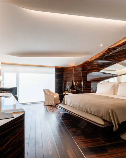 Hotel ROMEO Roma 10 Premier Room 01
