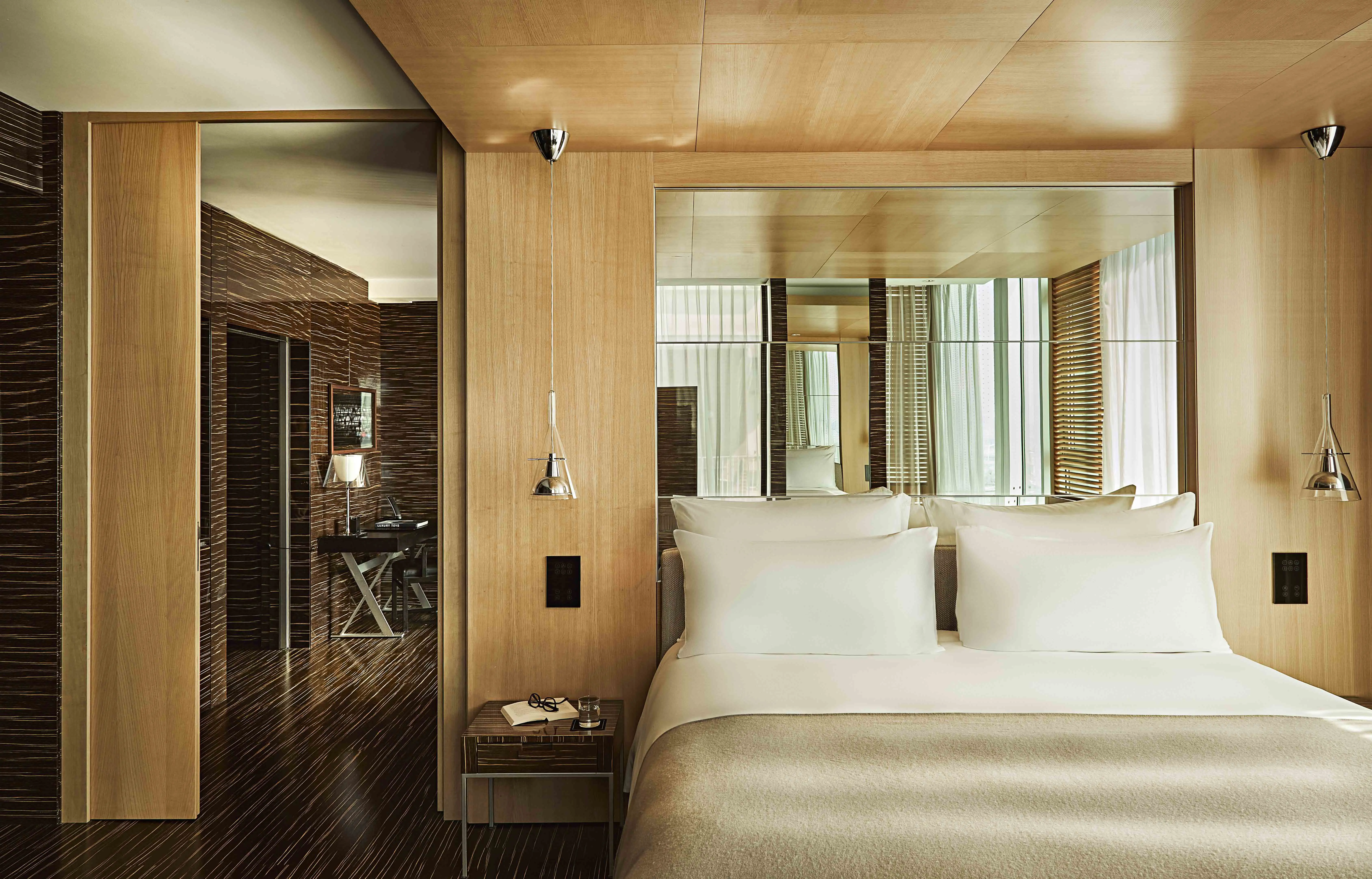 Grand Suite Harbour View_1