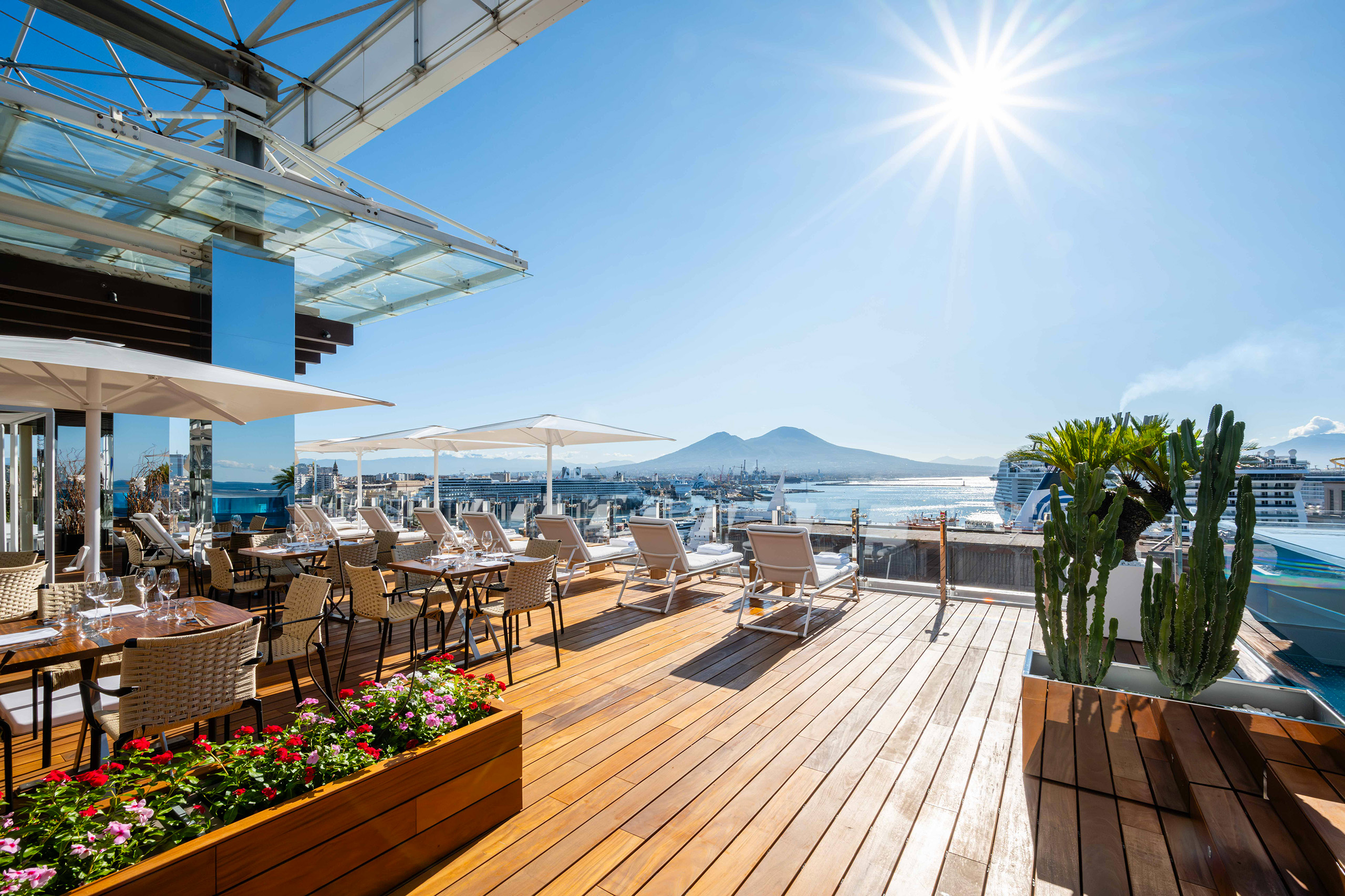 La Terrazza Lounge bar | Hotel ROMEO Napoli