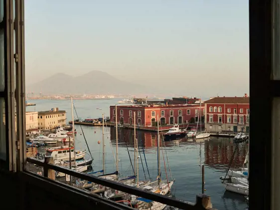 Discover Naples Italy ROMEO Hotel 00005