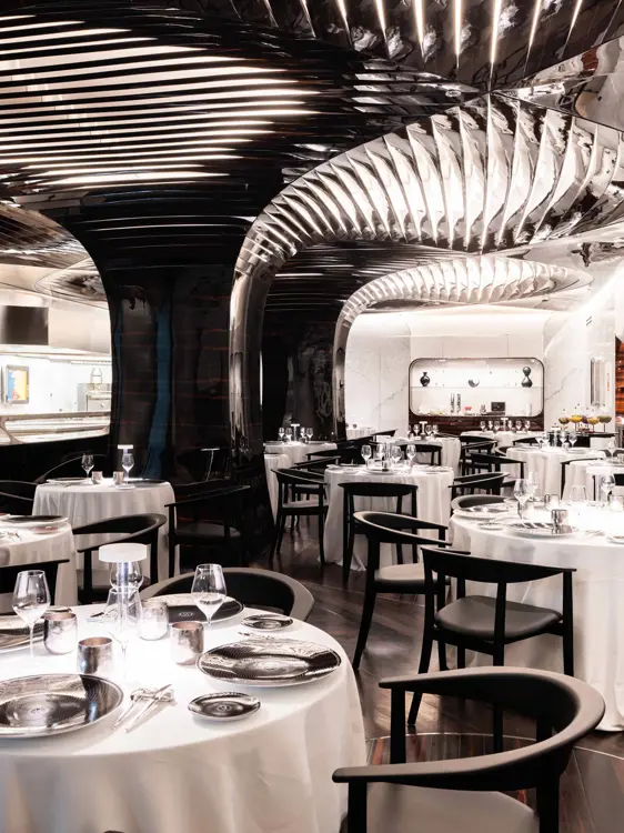 Michelin Restaurant Alain Ducasse ROMEO Roma 02 02