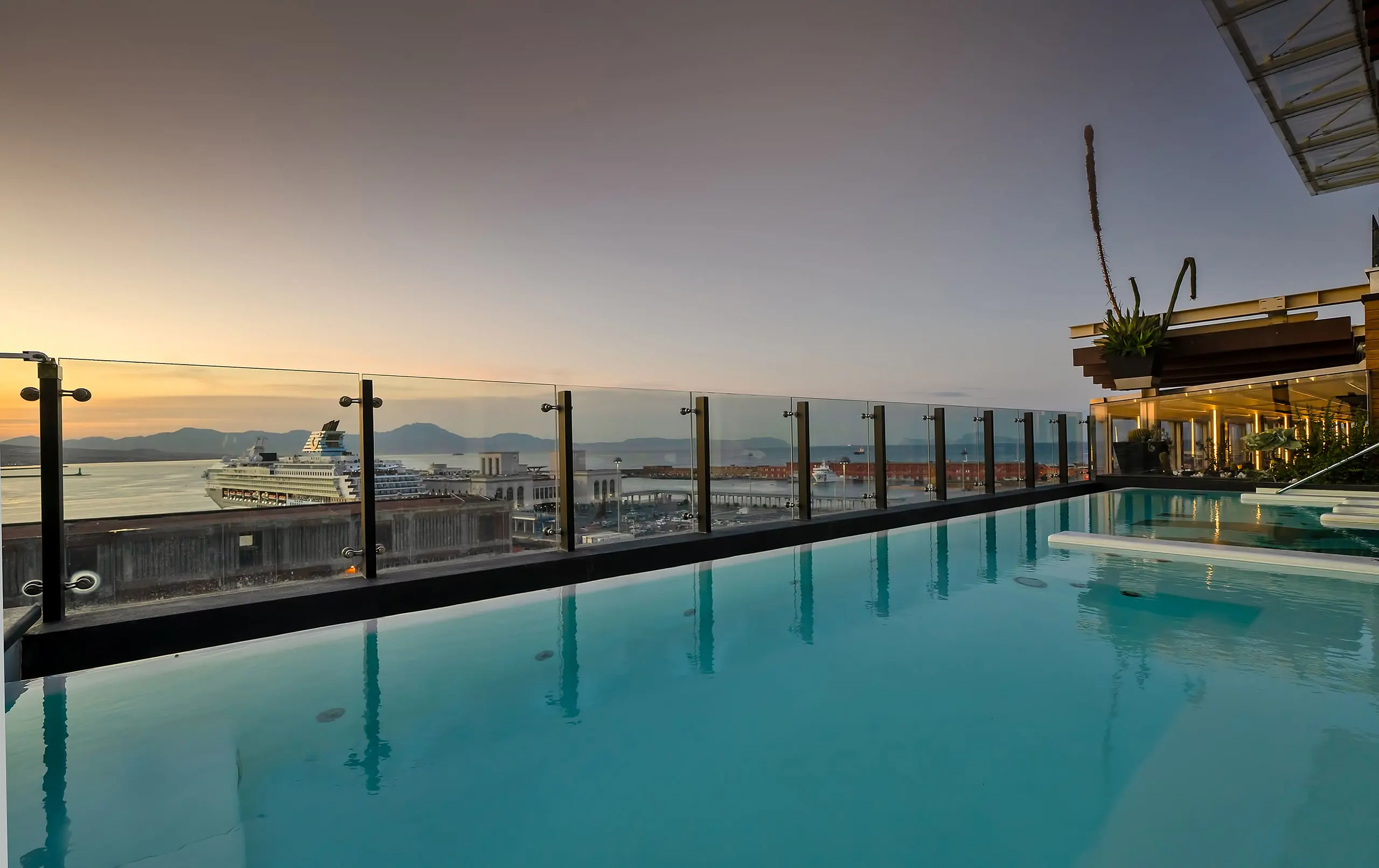 rooftop hotel napoli